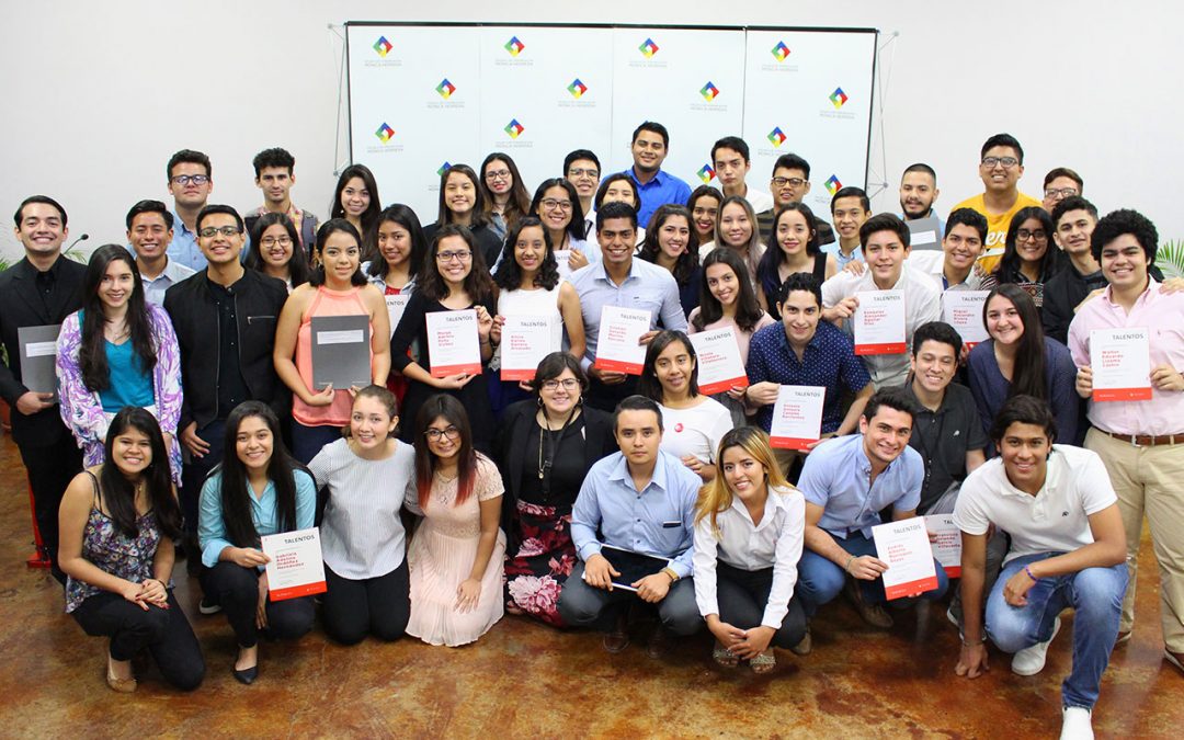 88 estudiantes beneficiados con programa de becas «Becamos Talentos»